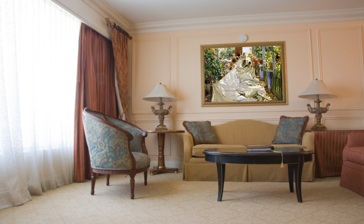 Classic-style livingroom and Sorolla's painting.